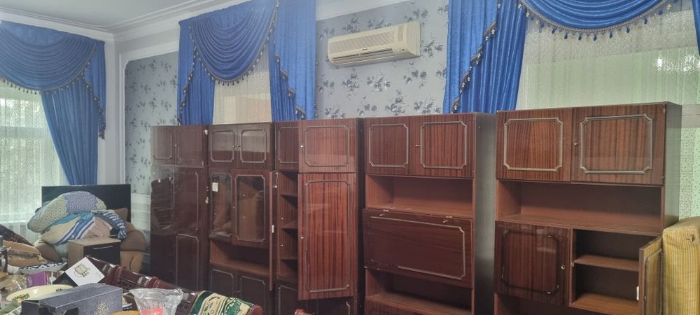 Стенка немецкая б.у.