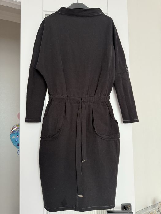 Срочно много платье , листайте р 46-48