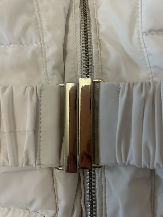 Geaca de iarna in stare forte buna