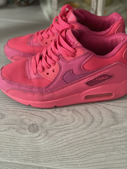 Маратонки циклама Nike