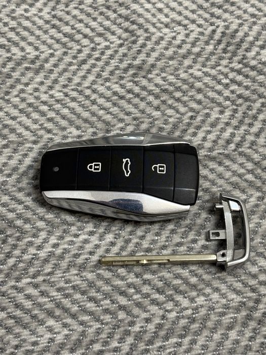 Смарт ключ JAC JS6