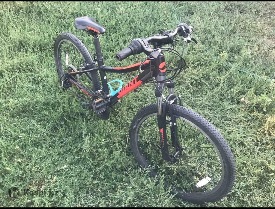 Продам велосипед подростковый Giant