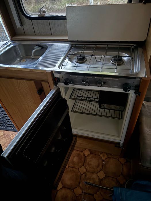 Каравана за трима 3.90 метра