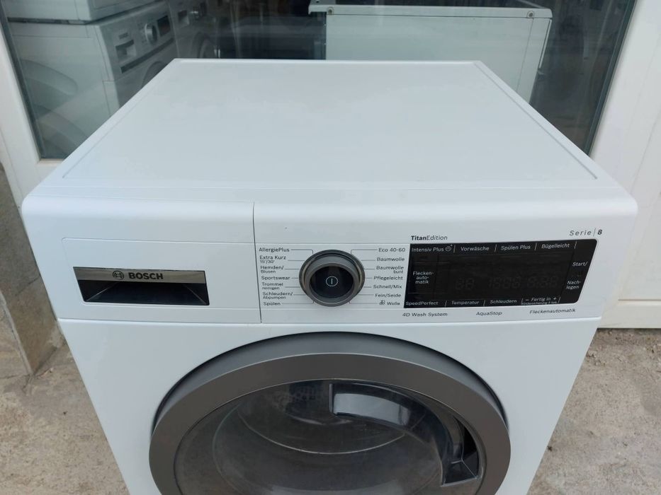 Пералня BOSCH 8 Serie Titan Edition
Цена:350евро
4D Wash System
Нов модел
Intensiv Plus
Капацитет на пране 9 кг.
Енергиен клас А+++
1400 оборота
Диспл