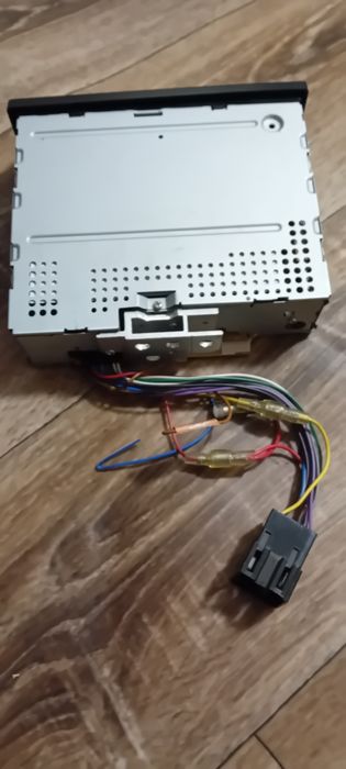 Vând CD player auto Kenwood kdc-w241