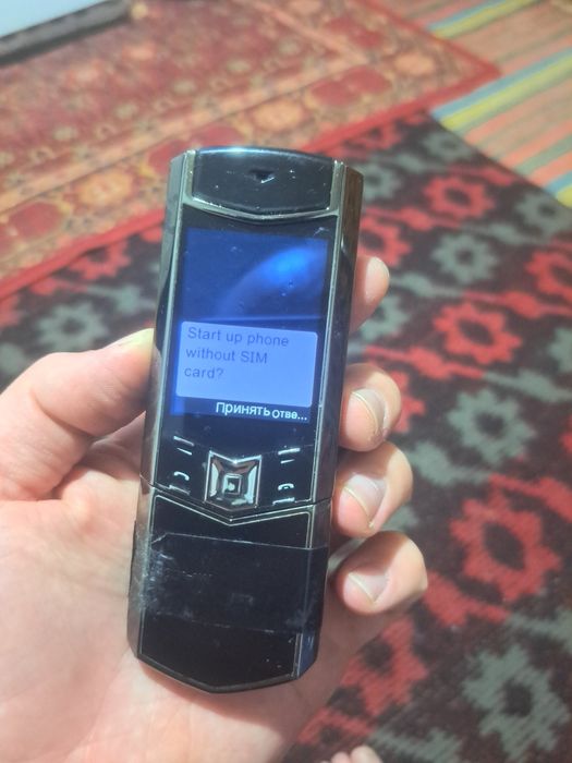 Retro Vertu slayd sotiladi
