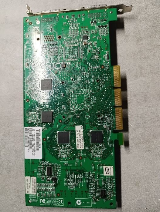 Vand placa video retro Nvidia Quadro 4 980 xgl