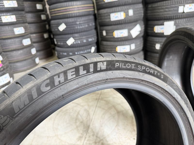275/35/21 MICHELIN 2бр