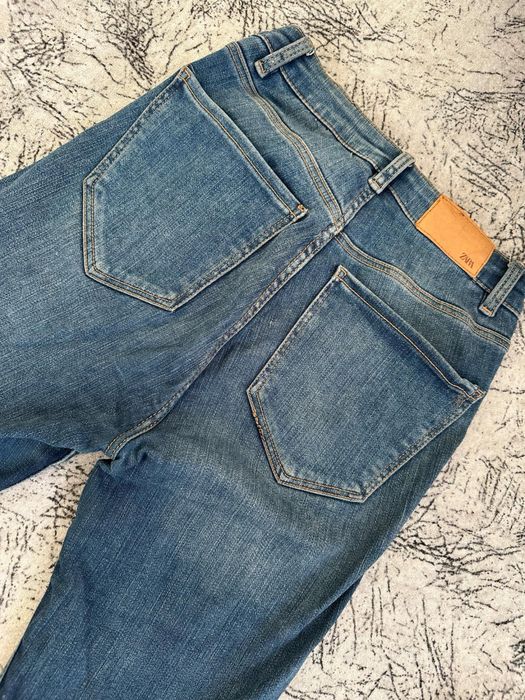 Дънки Stradivarius и Зара