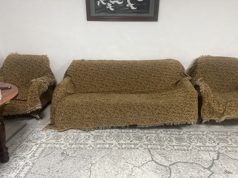 Диван и кресло в отличном состояние