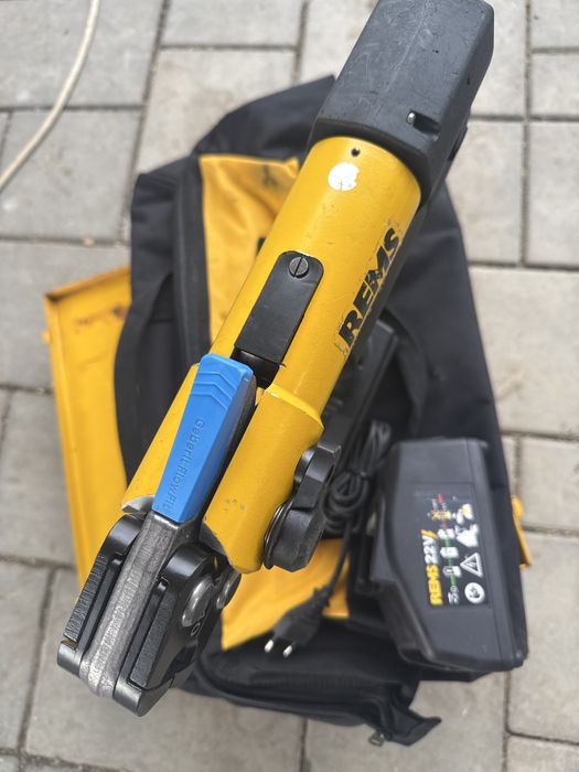 Vind presa Rems AkkuPress22V