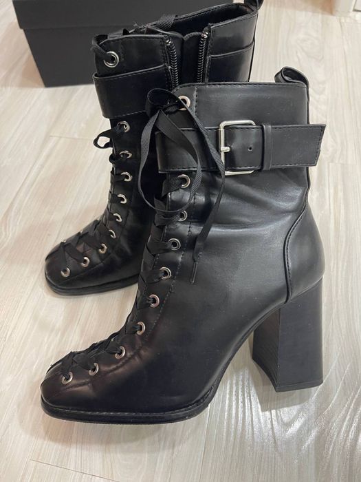 Ботинки Stradivarius 38-38,5