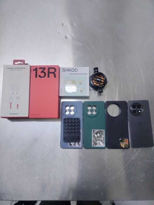 One plus 13R телефон сатылады жагдайы оте жаксы суреттегыдей