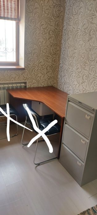 Продаётся офисные мебели срочно