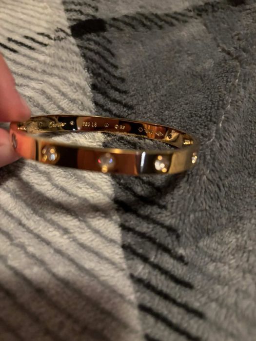 Vand doua bratari cartier + airpods
