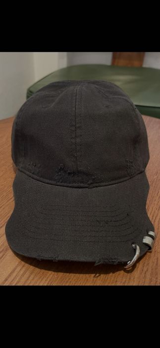 Șapcă Balenciaga, model 2026, preț fix