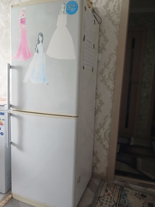 Холодильник бу LG