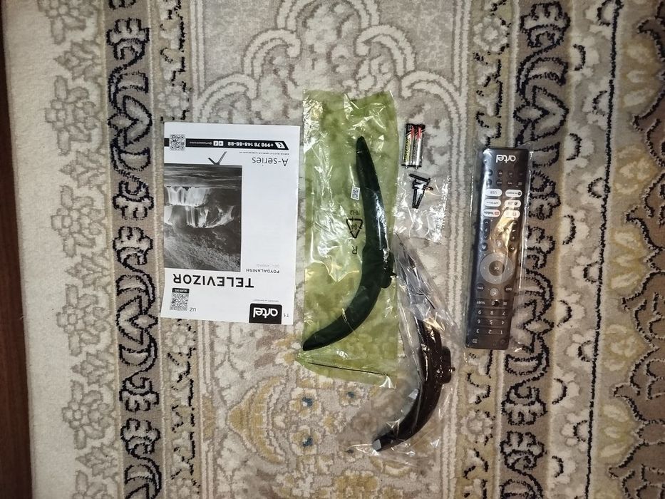 Televizor Smart Artel 43