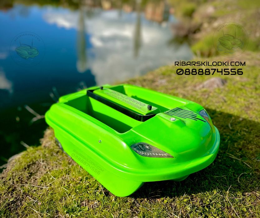 Лодка за захранка COBRA с 3 години гаранция