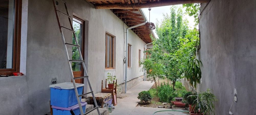 Sergili Xonobodda joylashgan 3 Sotux 5 xona uchastka xovli sotiladi