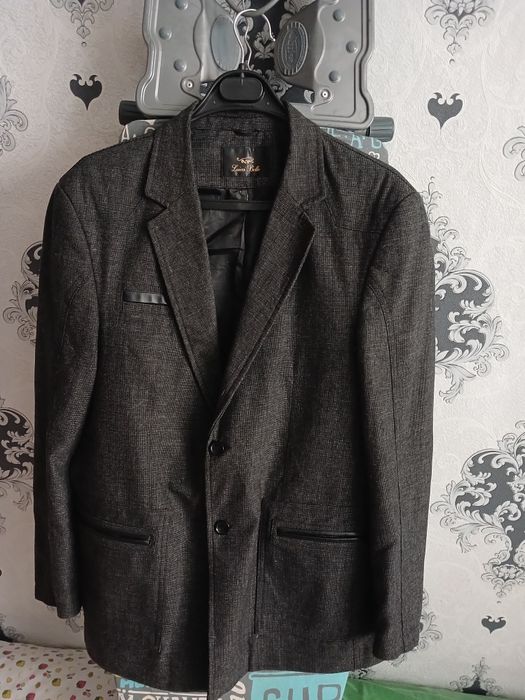 Пиджак шерстянной