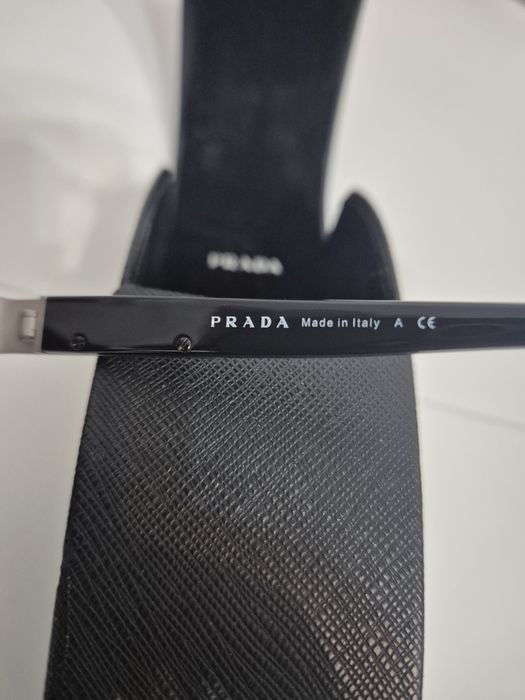 Ochelari de soare Prada