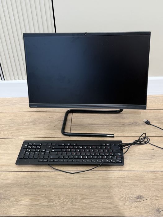 Продам моноблок IdeaCentre AIO 3 22ADA05