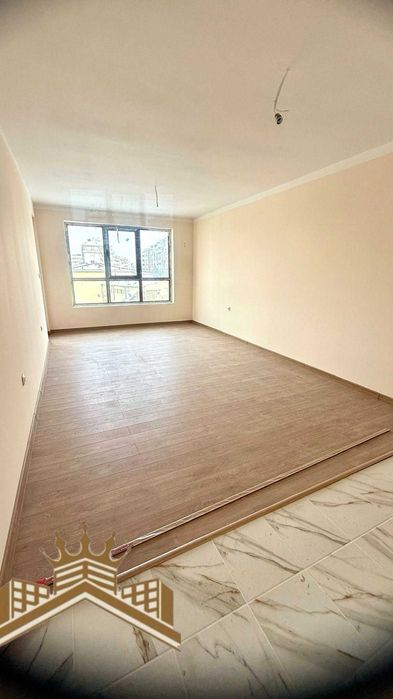 Продава се Тристаен апартамент в Велико Търново, Бузлуджа - 110 кв.м за 830 €/кв.м - Снимка #1