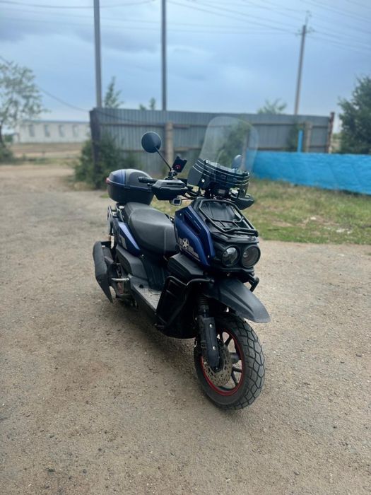 Мопед сатылады.