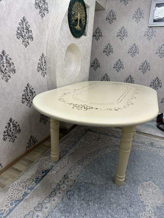 Тез арада стол сатылады