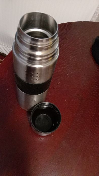 Продам термосы, термокружки