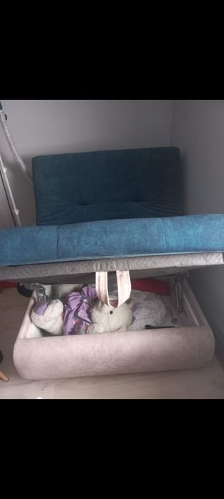 Продается диван в отличном состоянии !