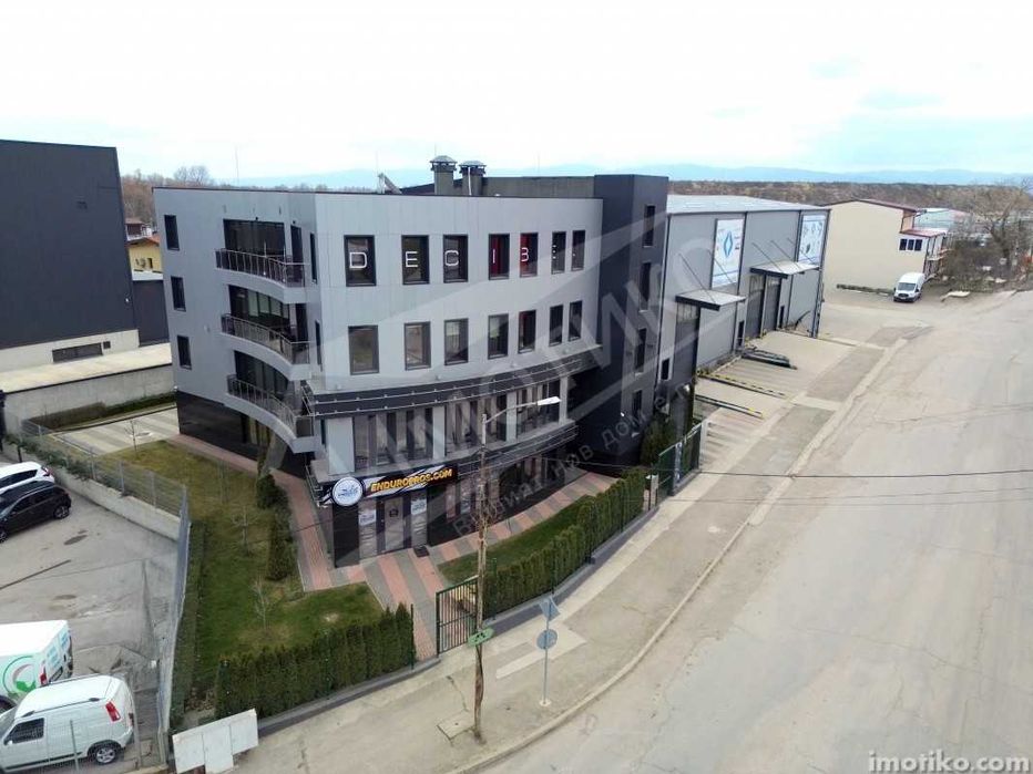 Нов склад на бул. Ботевградско шосе