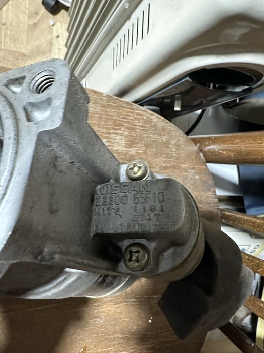 Стартер Nissan Serena