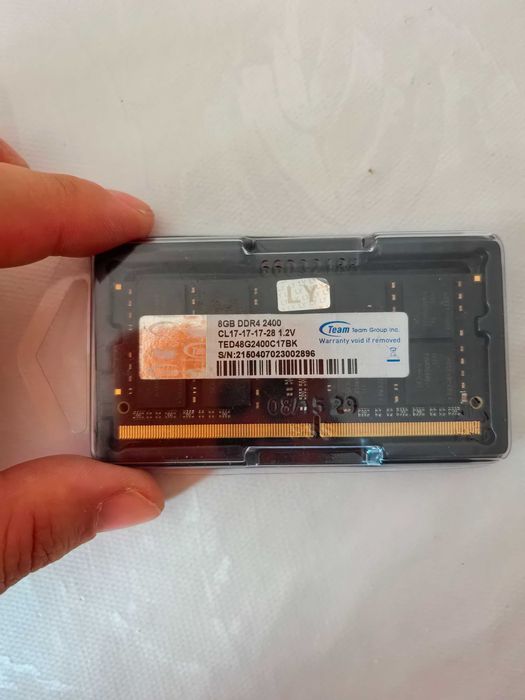 Оперативная память DDR4 8/2400