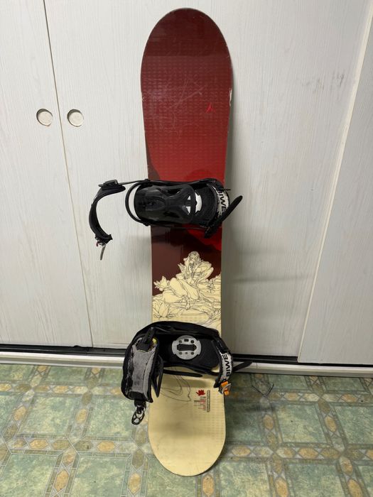 Продам сноуборд 150 см.