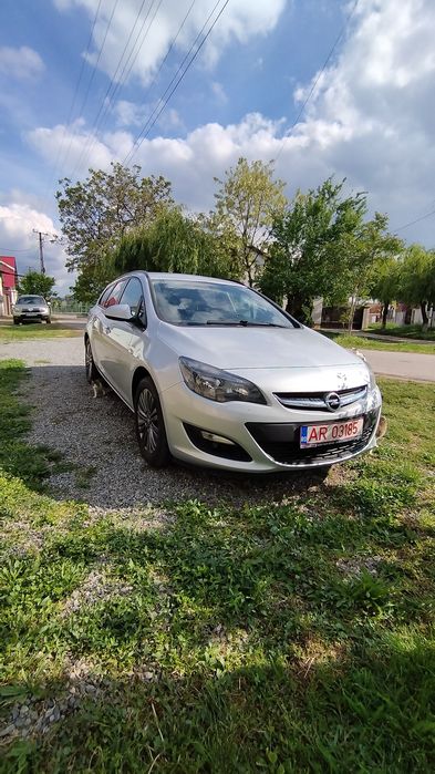 Opel Astra J 2014