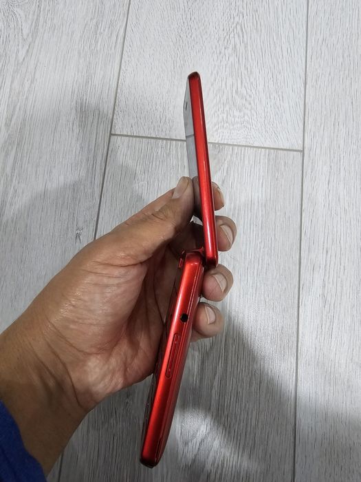 Telifon sotiladi holati alo ishlashi chotki