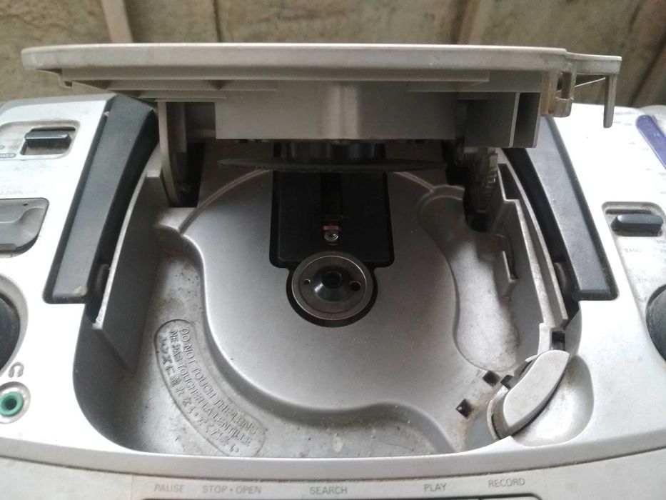 магнитола Philips магнитофон