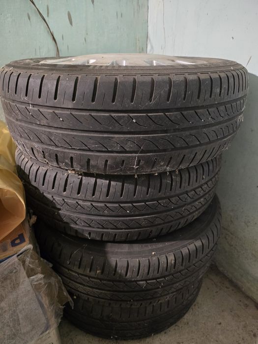 Cauciucuri vara 2021 175/65/R14 82T rulaj 5000km