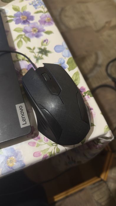 Продается ноутбук Lenovo