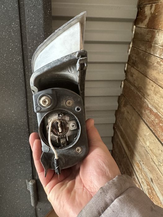 Продам решетку и туманки