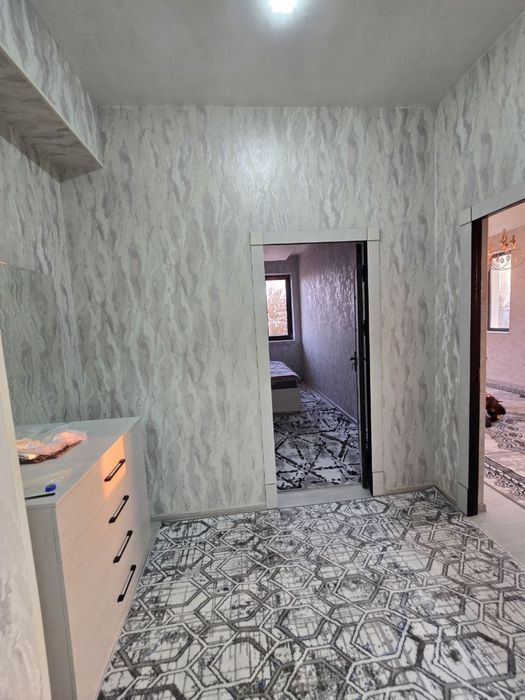 Сроочно продам квартира в чирчике