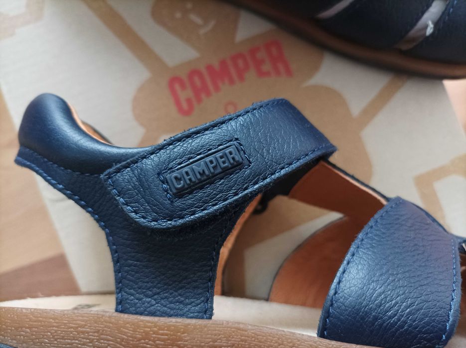 CAMPER/  Reebok 34/35 нови сандали