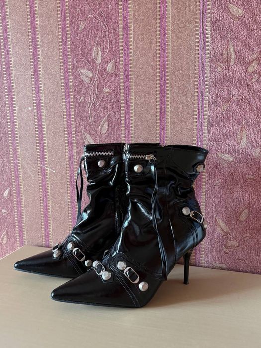 Ботинки на каблуке