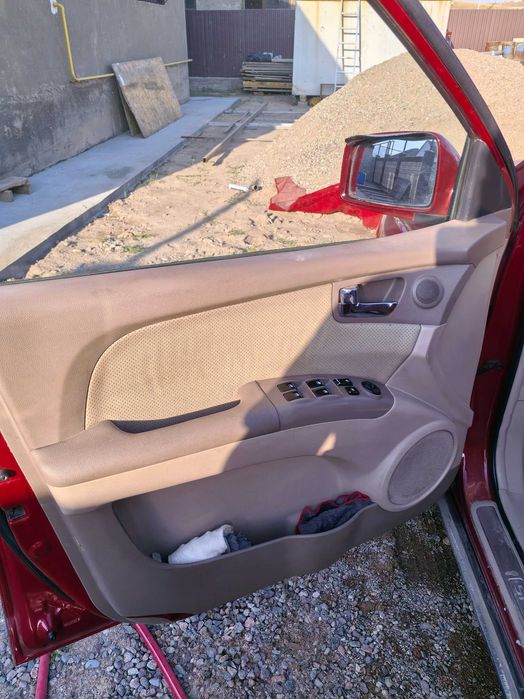 Kia Sportage 2 поколения