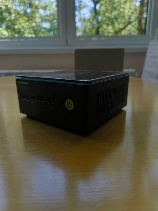 GMKtec NucBox K11 Mini PC (AMD Ryzen™ 9 8945HS, 32GB DDR5-5600, 1TB SSD)
