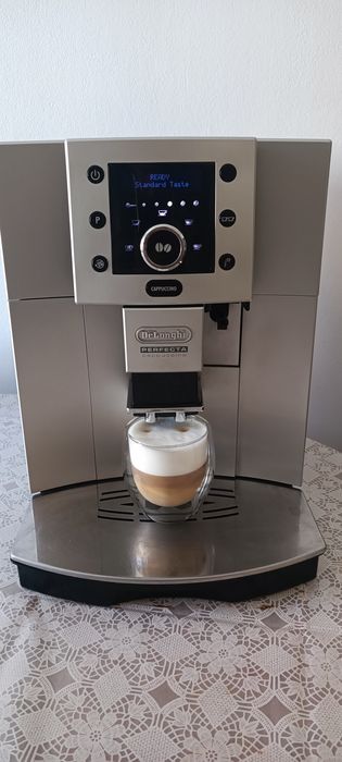 Expresor DeLonghi