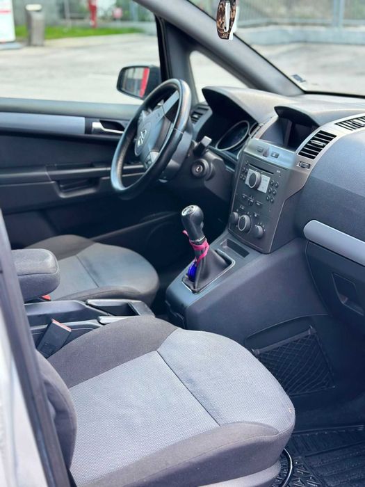 Opel Zafira ТОП състояние * 1, 9cdti* cruise* 7 места* бартер