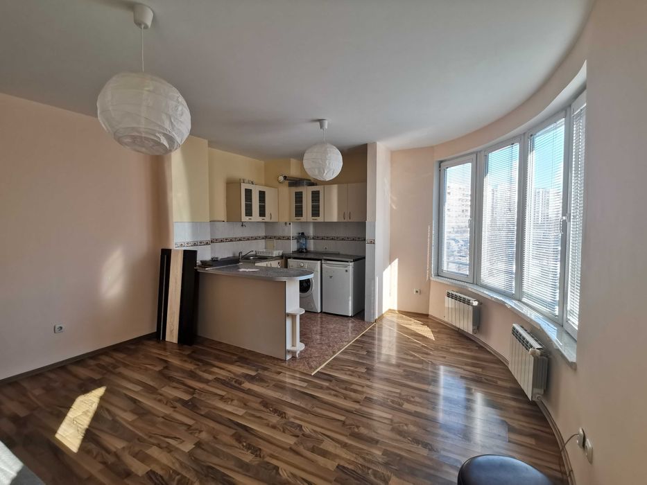 Дава се под наем Двустаен апартамент в София, Дружба 2 - 60 кв.м за 433.5 € - Снимка #1